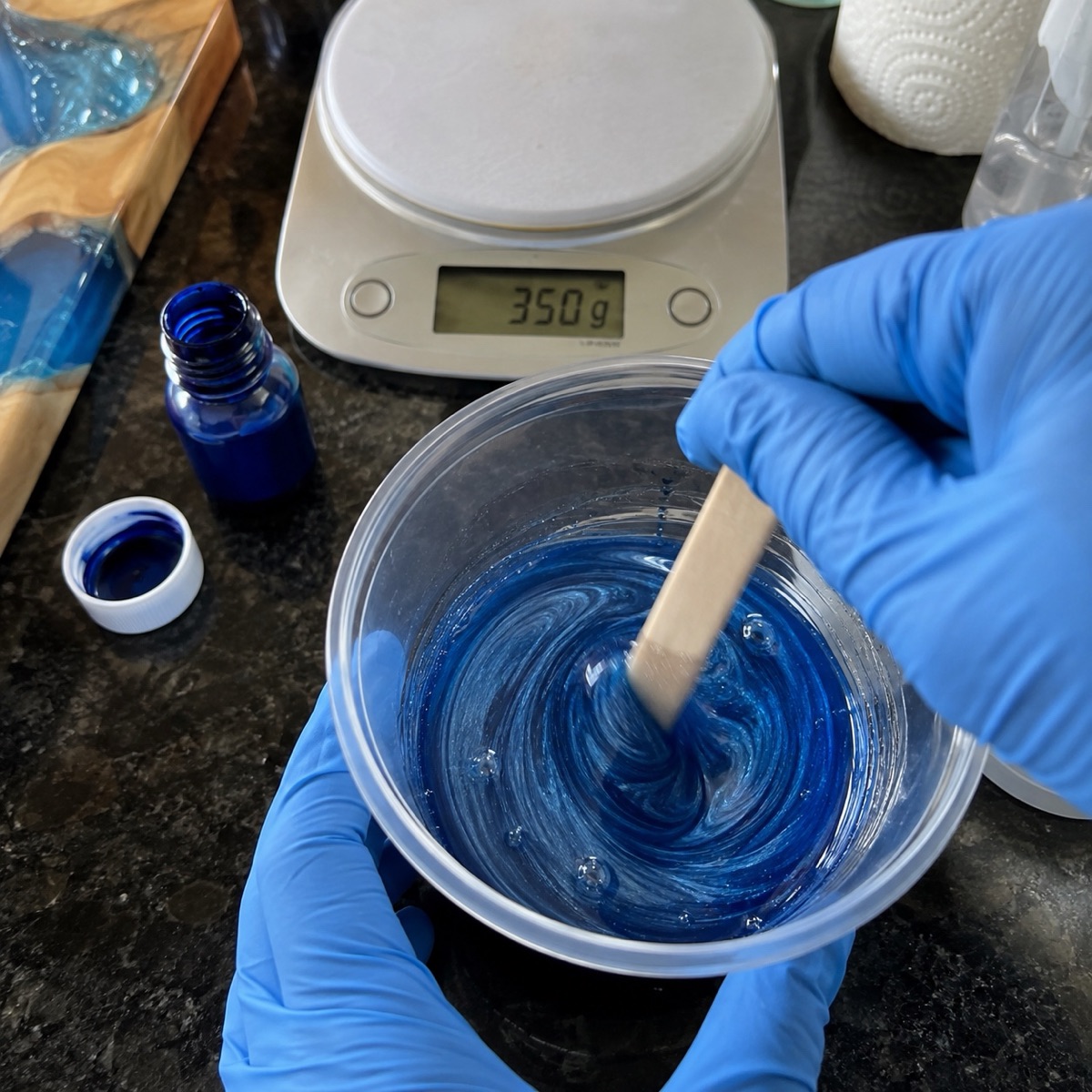 Mixing the resin